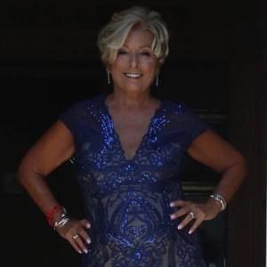 Meet your Posher, Elise